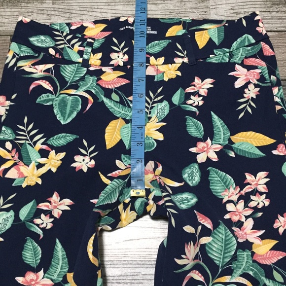 Old Navy Pixie Floral Pants Women’s 6 Navy Blue Mid Rise Stretch (Inseam 29) - Picture 3 of 9